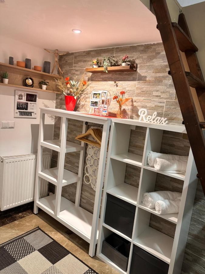 As Small As Caravans Vienna Luaran gambar